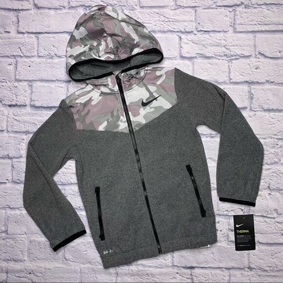 Nike Other - Nike Therma Dri-Fit Fleece in Grey/Camo